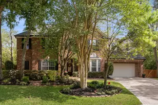 23 Wooded Path Pl, The Woodlands, TX 77382 - Photo 2