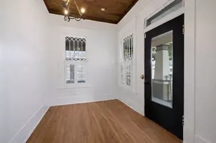 1114 Welch St, Houston, TX 77006 - Photo 10