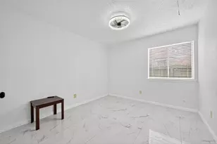 14310 Royal Hill Dr, Houston, TX 77083 - Photo 26