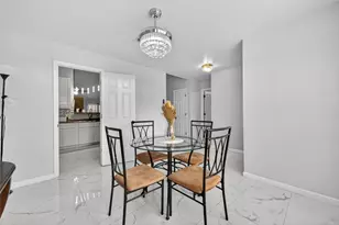 14310 Royal Hill Dr, Houston, TX 77083 - Photo 8