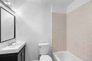 409 Detering St, Houston, TX 77007 - Photo 10