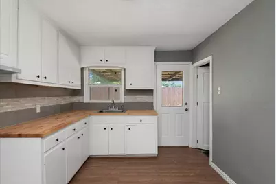 740 Westford Street, Houston, TX 77022 - Photo 6