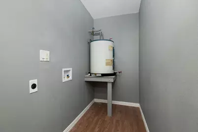 740 Westford Street, Houston, TX 77022 - Photo 10