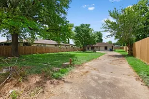 740 Westford St, Houston, TX 77022 - Photo 20