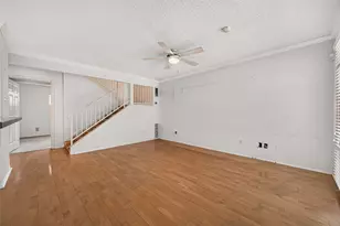 3502 Burlington St, Houston, TX 77006 - Photo 4