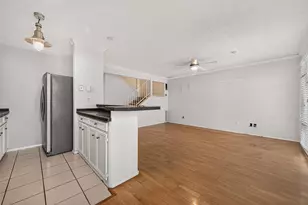 3502 Burlington St, Houston, TX 77006 - Photo 8