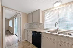 15806 Spring Forest Dr, Houston, TX 77059 - Photo 16