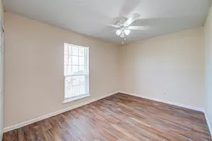 3307 E Heatherock Cir, Sugar Land, TX 77479 - Photo 6