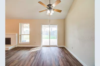 3307 E Heatherock Circle, Sugar Land, TX 77479 - Photo 4