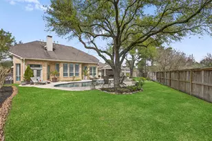 11403 Parkriver Dr, Houston, TX 77070 - Photo 32