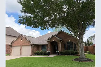 814 Maplewood Falls Court, Houston, TX 77062 - Photo 1