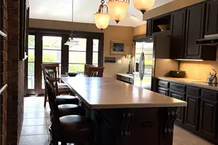 814 Maplewood Falls Ct, Houston, TX 77062 - Photo 2