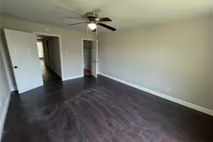 8282 Park Pl Blvd, Houston, TX 77017 - Photo 10