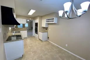 8646 Sunny Ridge Dr, Houston, TX 77095 - Photo 6