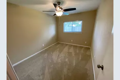 8646 Sunny Ridge Drive, Houston, TX 77095 - Photo 12