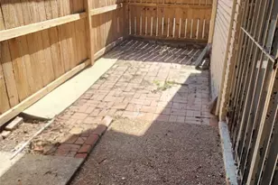 909 Silber Rd, Houston, TX 77024 - Photo 14