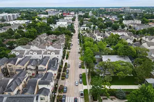 931 W 23rd St, Houston, TX 77008 - Photo 32