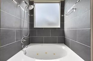 241 Lenox St, Houston, TX 77011 - Photo 26