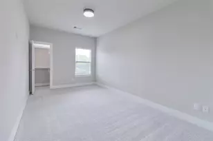 9101 Noel St, Houston, TX 77033 - Photo 12