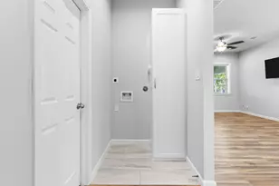 1505 Hussion St, Houston, TX 77003 - Photo 26