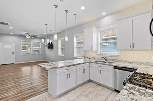 1505 Hussion St, Houston, TX 77003 - Photo 20