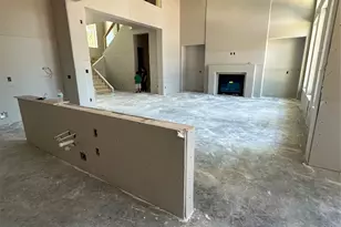 9327 Willowview Ln, Houston, TX 77080 - Photo 4