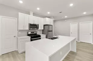 206 S Brownell St, La Porte, TX 77571 - Photo 6