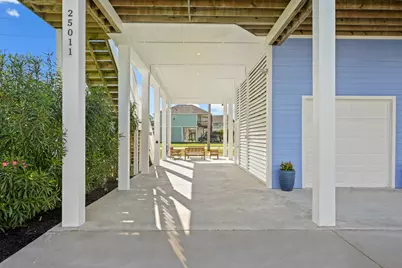 25011 San Simeon Court, Galveston, TX 77554 - Photo 10