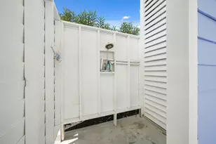 25011 San Simeon Ct, Galveston, TX 77554 - Photo 44