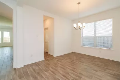 15122 Arlington Park Avenue, Mont Belvieu, TX 77523 - Photo 6