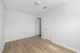 9802 Lum Ln, Houston, TX 77078 - Photo 18