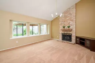 22810 John Rolfe Ln, Katy, TX 77449 - Photo 6