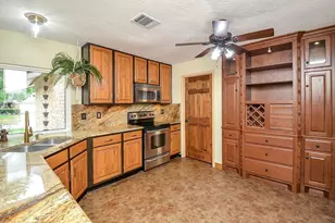 22810 John Rolfe Ln, Katy, TX 77449 - Photo 8