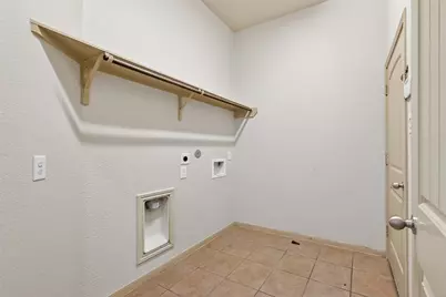 5950 Carpenters Hollow Court, Houston, TX 77049 - Photo 20