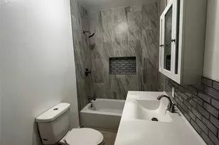 1018 N 2nd St, Baytown, TX 77520 - Photo 14