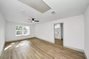 8610 Ardley Cir, Houston, TX 77088 - Photo 20