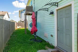 2203 56th St, Galveston, TX 77551 - Photo 24