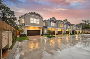 806 Glowing Dawn Dr, Houston, TX 77018 - Photo 1
