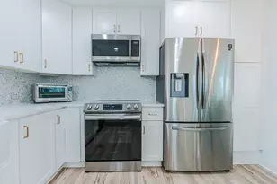 13826 Pirates Beach Blvd, Galveston, TX 77554 - Photo 16