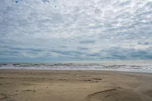 13826 Pirates Beach Blvd, Galveston, TX 77554 - Photo 50