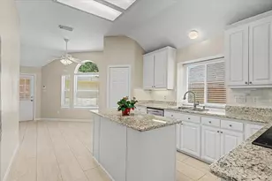 21702 Cayman Point Dr, Katy, TX 77450 - Photo 18