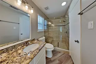 19526 Rocky Bank Dr, Tomball, TX 77375 - Photo 8
