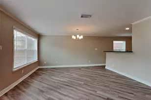 19526 Rocky Bank Dr, Tomball, TX 77375 - Photo 4
