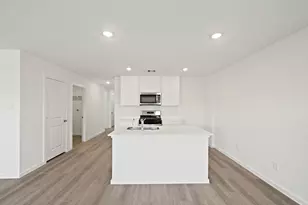 40515 Clover Willow St, Magnolia, TX 77354 - Photo 6