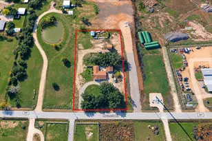 1103 County Rd 281, Alvin, TX 77511 - Photo 4