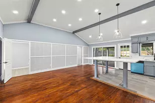 5402 Libbey Ln, Houston, TX 77092 - Photo 6