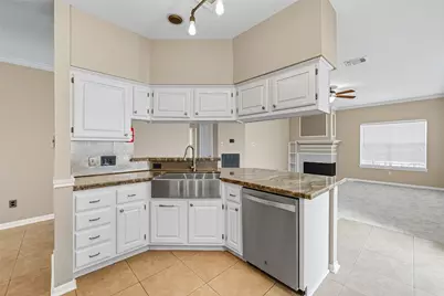 1238 Sandy Plains Lane, Houston, TX 77062 - Photo 4