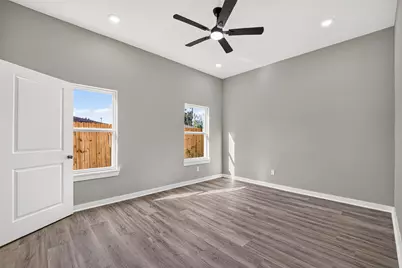 306 Bolden Street #A, Houston, TX 77029 - Photo 8