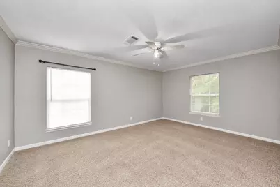 1074 South Lane #A-B, Houston, TX 77088 - Photo 6