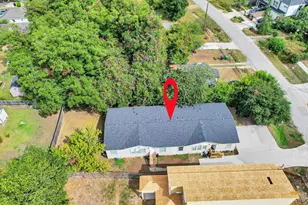 1074 South Ln, Houston, TX 77088 - Photo 34